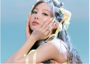 Nayeon 